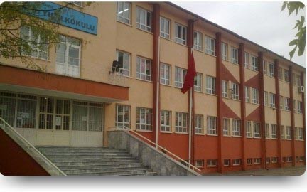 Mamak 75. Yıl İlkokulu kampüs fotoğrafı