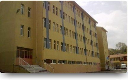 Şile 75. Yıl Ortaokulu kampüs fotoğrafı