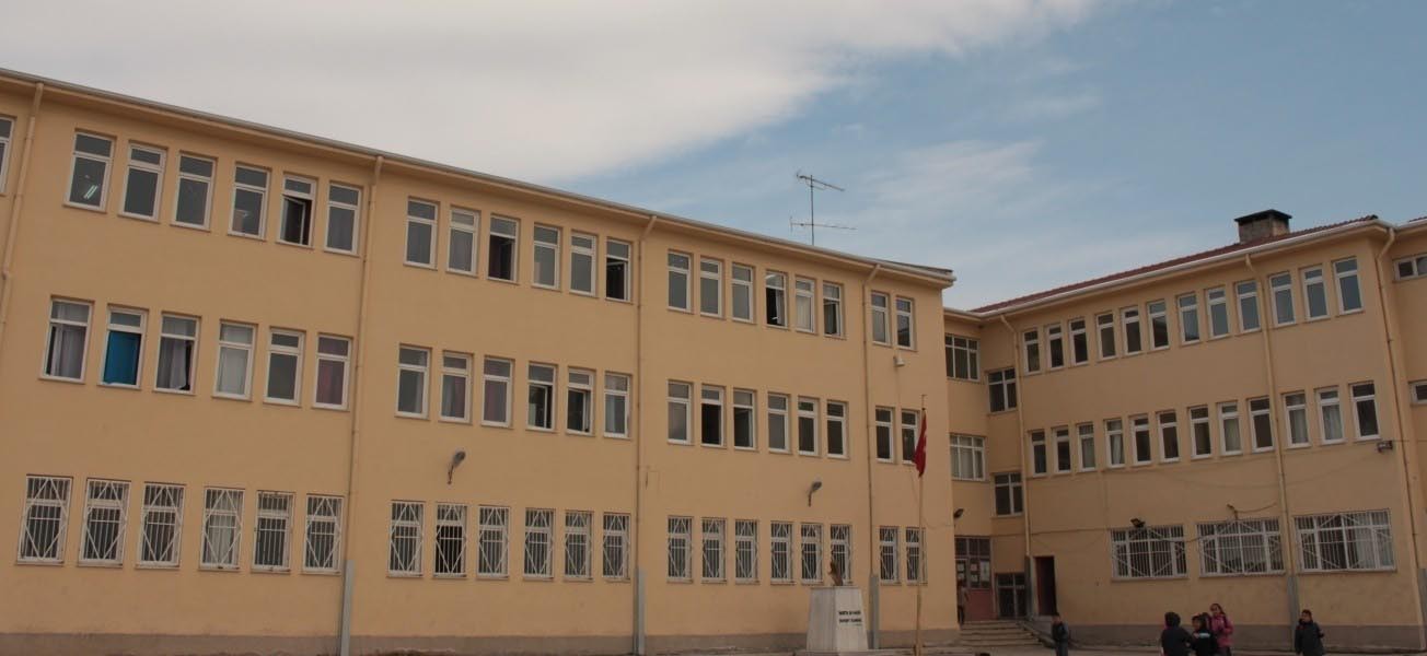 80.yıl İlköğretim Okulu kampüs fotoğrafı