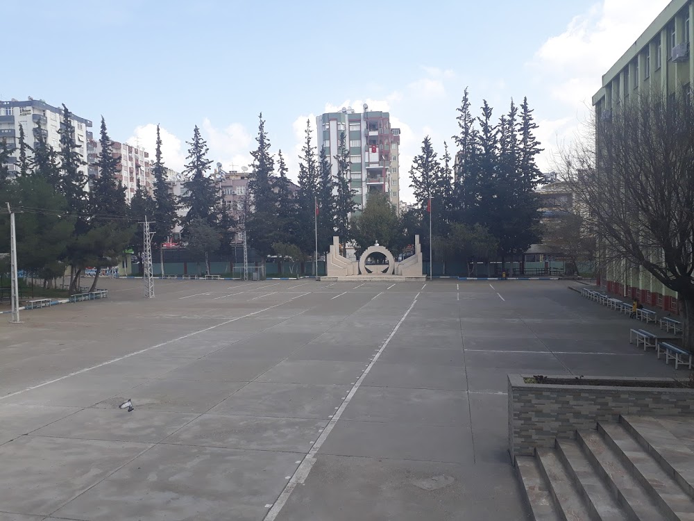 Çukurova Elektrik Mesleki Ve Teknik Anadolu Lisesi Fotoğrafları 3
