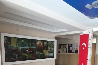 Çukurova Selahaddin Eyyubi İmam Hatip Ortaokulu fotoğraf 3