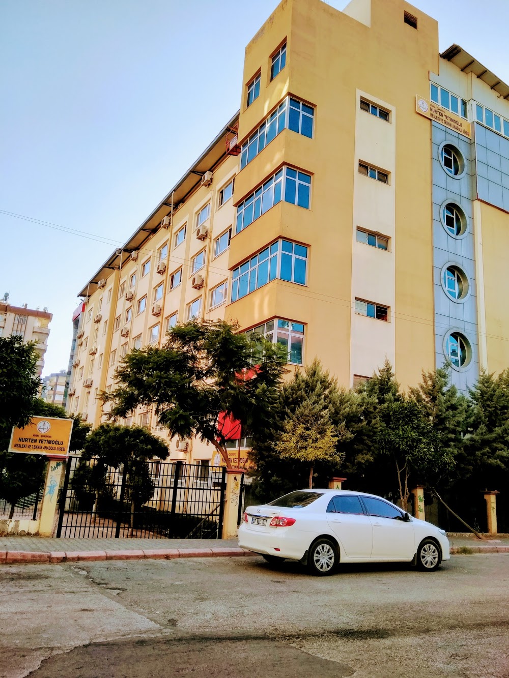 Nurten Yetimoğlu Mesleki Ve Teknik Anadolu Lisesi Fotoğrafları 2