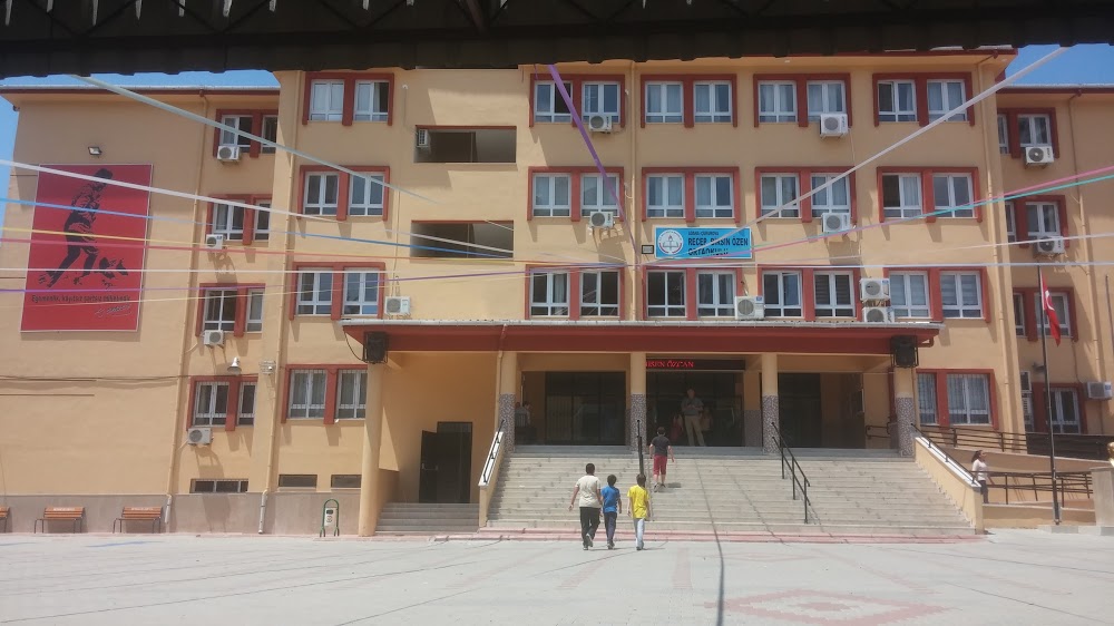 Recep Birsin Özen Ortaokulu Fotoğrafları 1