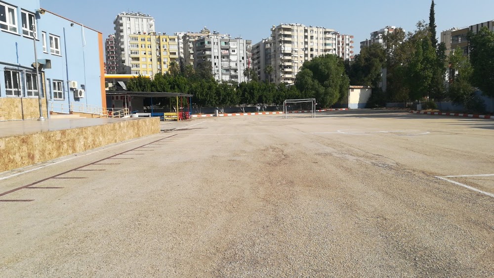 Semiha Yücel Akdeğirmen Ortaokulu Fotoğrafları 1