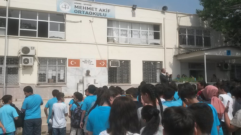 Malıhıdırlı İlkokulu Fotoğrafları 2