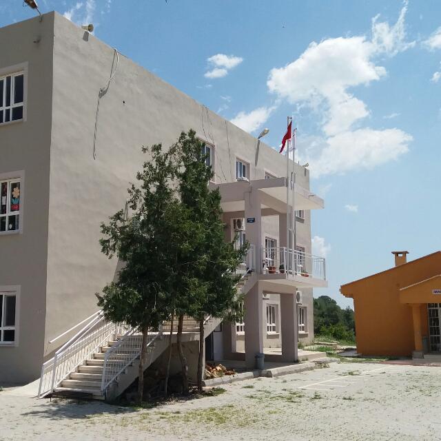 Bucak İlkokulu kampüs fotoğrafı