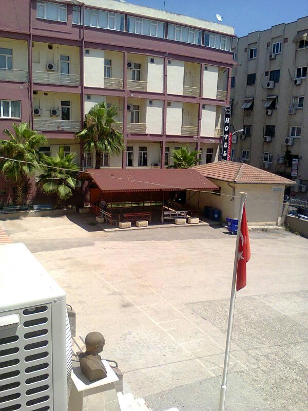 23 Nisan İmam Hatip Ortaokulu Fotoğrafları 1