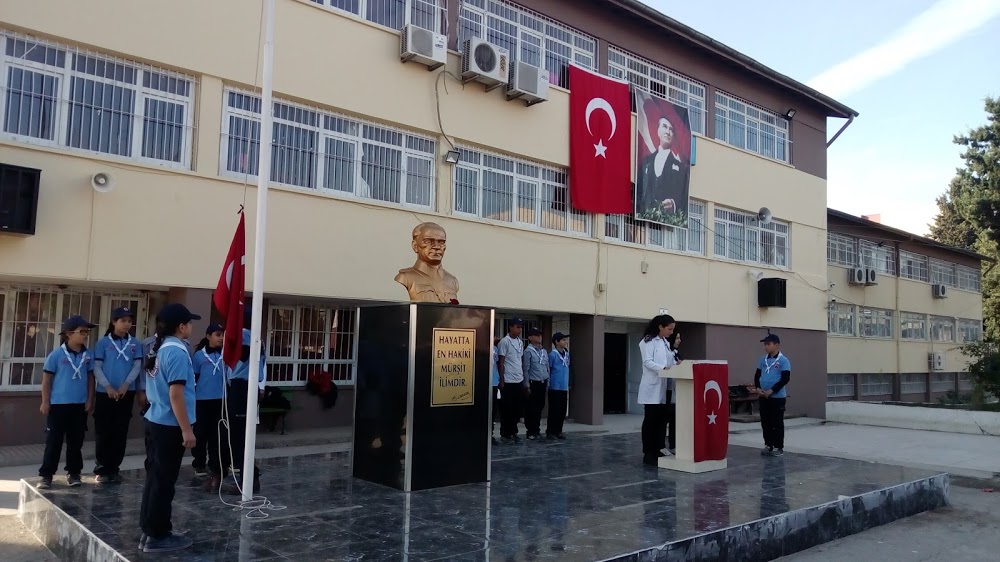 Yüreğir Cumhuriyet Ortaokulu Fotoğrafları 5