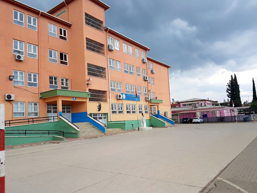 Semiha Uruninandı Ortaokulu Fotoğrafları 1