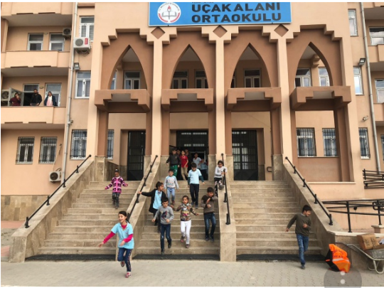 Uçakalanı Ortaokulu Fotoğrafları 1