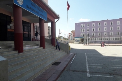 Yumurtalık Barbaros İlkokulu fotoğraf 2