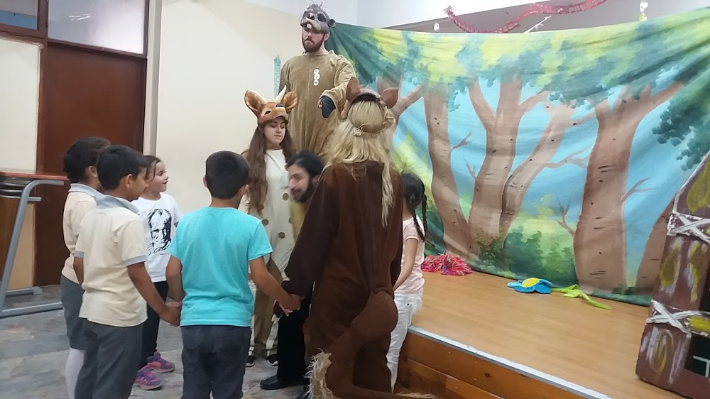 Anadolu Efes İlkokulu Fotoğrafları 1