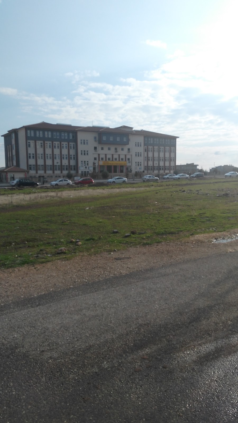 Adıyaman Yunus Emre Mesleki Ve Teknik Anadolu Lisesi Fotoğrafları 2