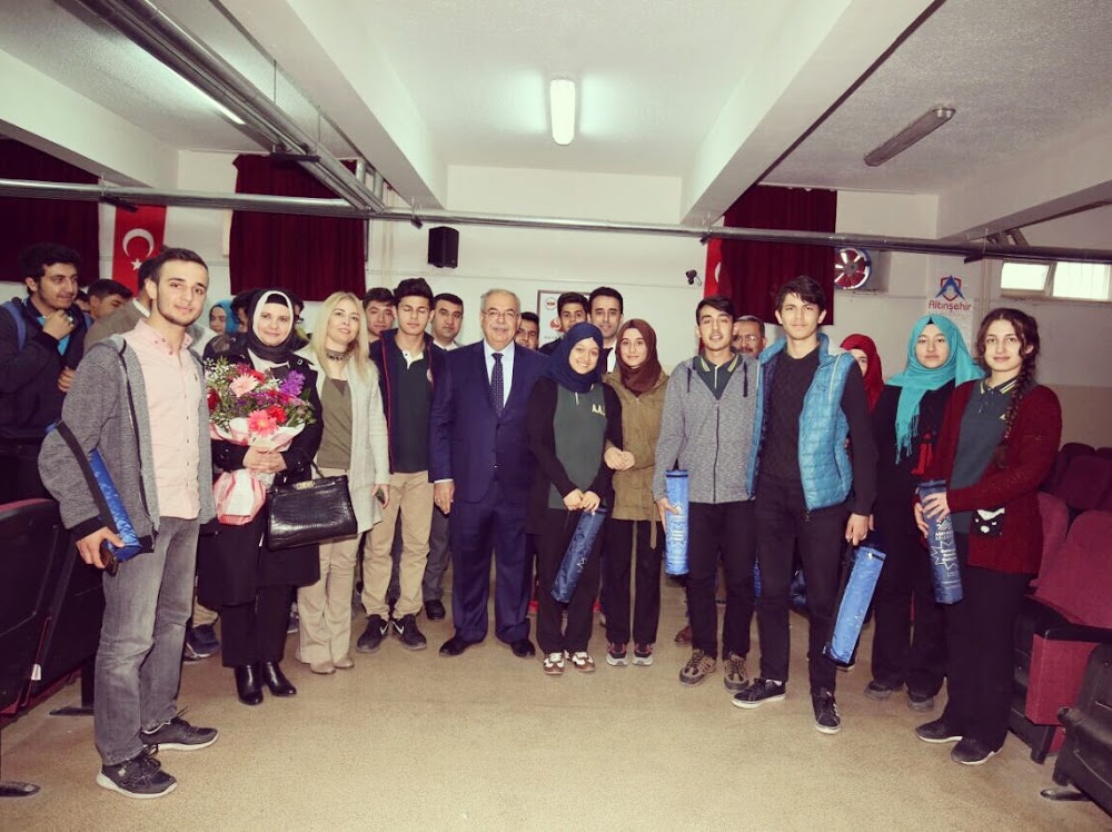 Altınşehir Anadolu Lisesi Fotoğrafları 4