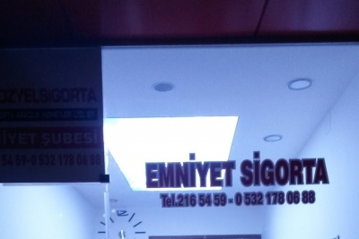 Emniyet Ortaokulu fotoğraf 1