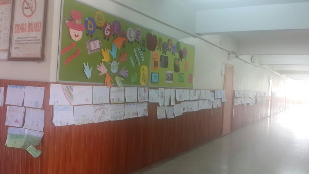 Kahta Mehmet Akif Ersoy İlkokulu Fotoğrafları 2