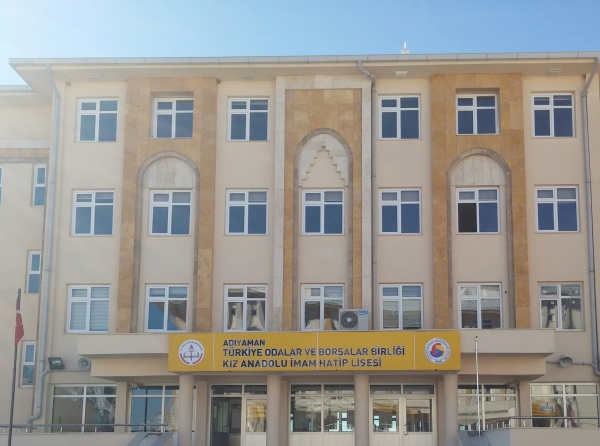 Türkiye Odalar Ve Borsalar Birliği Kız Anadolu İmam Hatip Lisesi Fotoğrafları 1