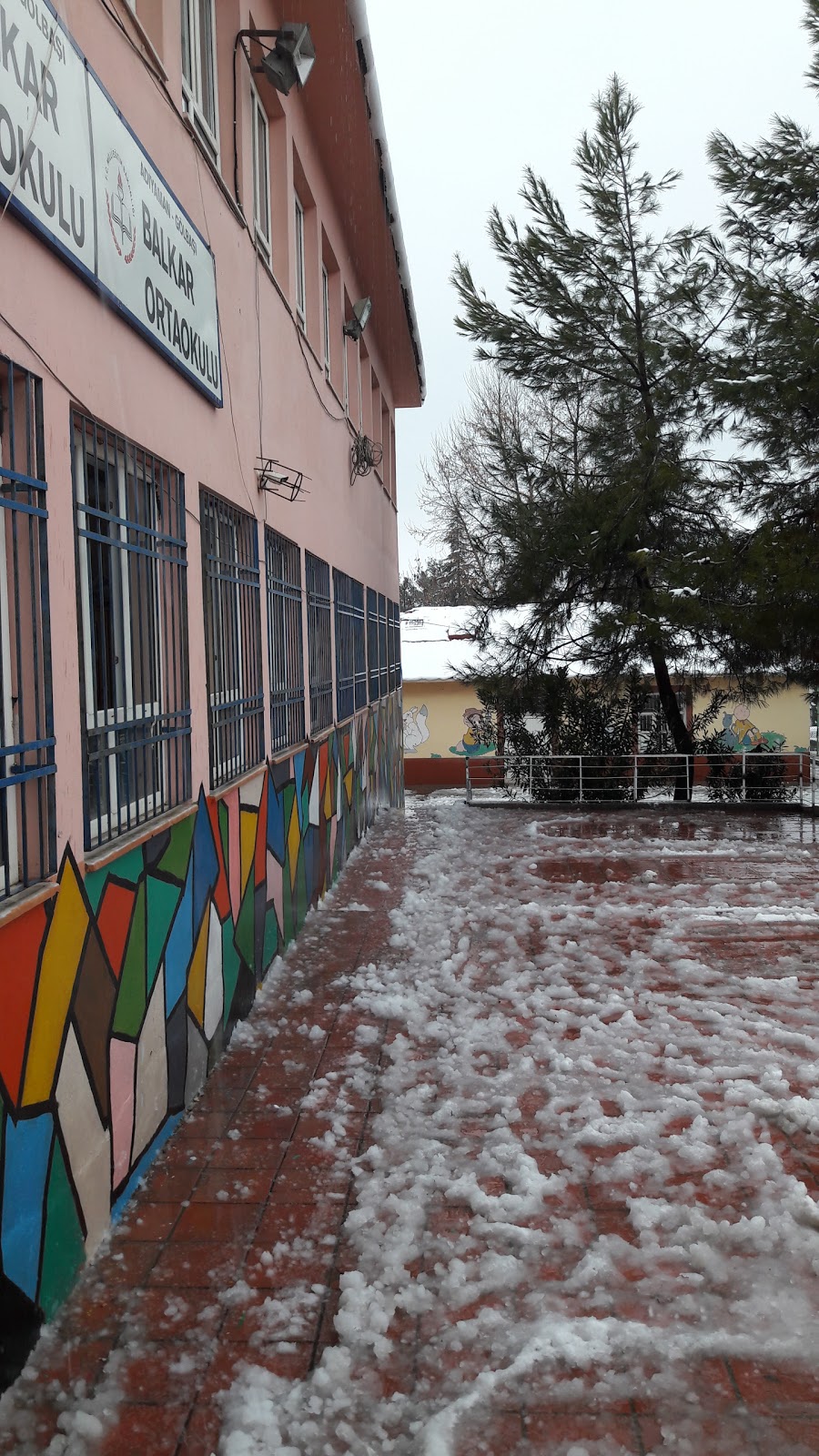 Balkar İlkokulu Fotoğrafları 1