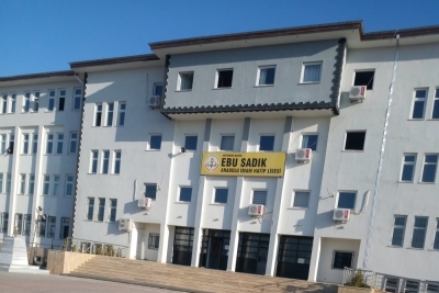Ebu Sadık Anadolu İmam Hatip Lisesi fotoğraf 1