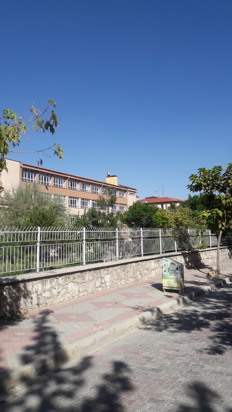 Afyonkarahisar Abdürrahim Mısri Ortaokulu Fotoğrafları 2