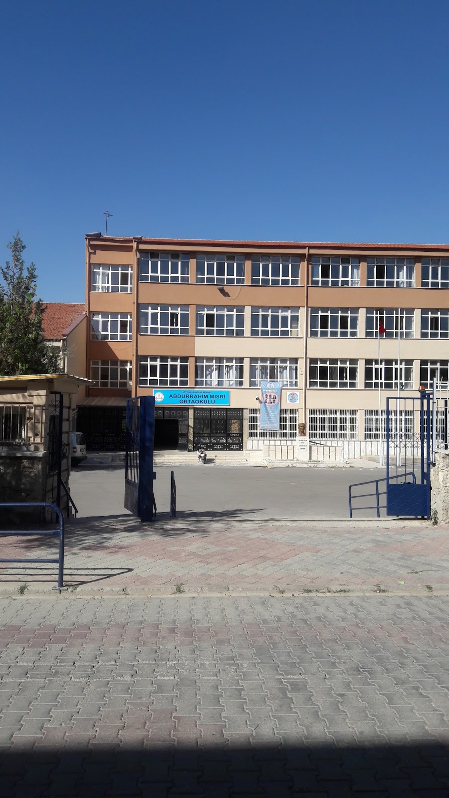 Afyonkarahisar Abdürrahim Mısri Ortaokulu Fotoğrafları 3