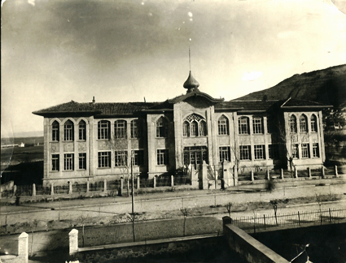 Afyon Lisesi Fotoğrafları 1