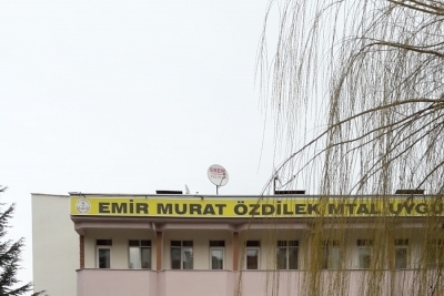 Afyonkarahisar Emir Murat Özdilek Mesleki Ve Teknik Anadolu Lisesi Fotoğrafları 1