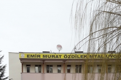 Afyonkarahisar Emir Murat Özdilek Mesleki Ve Teknik Anadolu Lisesi fotoğraf 1