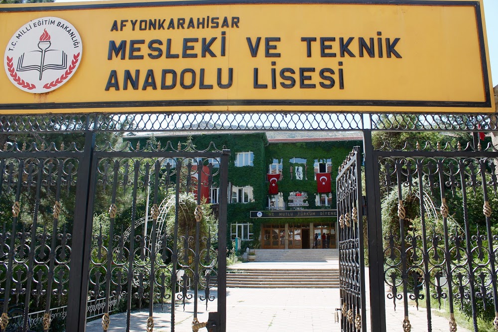 Afyonkarahisar Uydukent Mesleki Ve Teknik Anadolu Lisesi Fotoğrafları 1