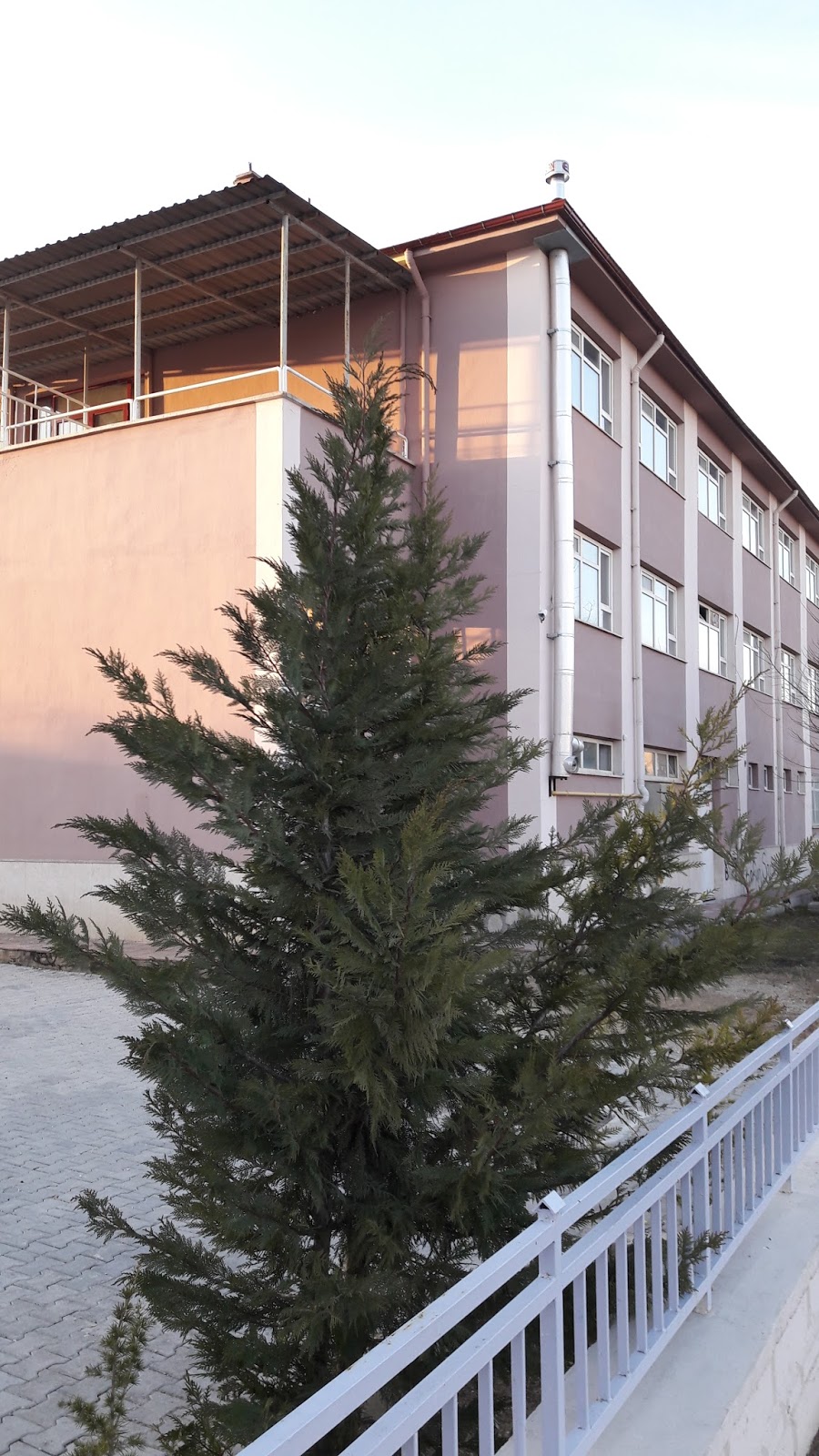 Bayraktepe Ortaokulu Fotoğrafları 2