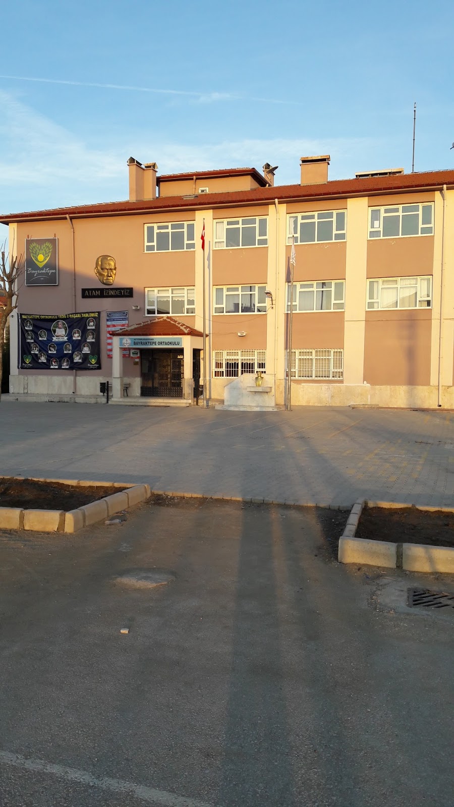 Bayraktepe Ortaokulu Fotoğrafları 3