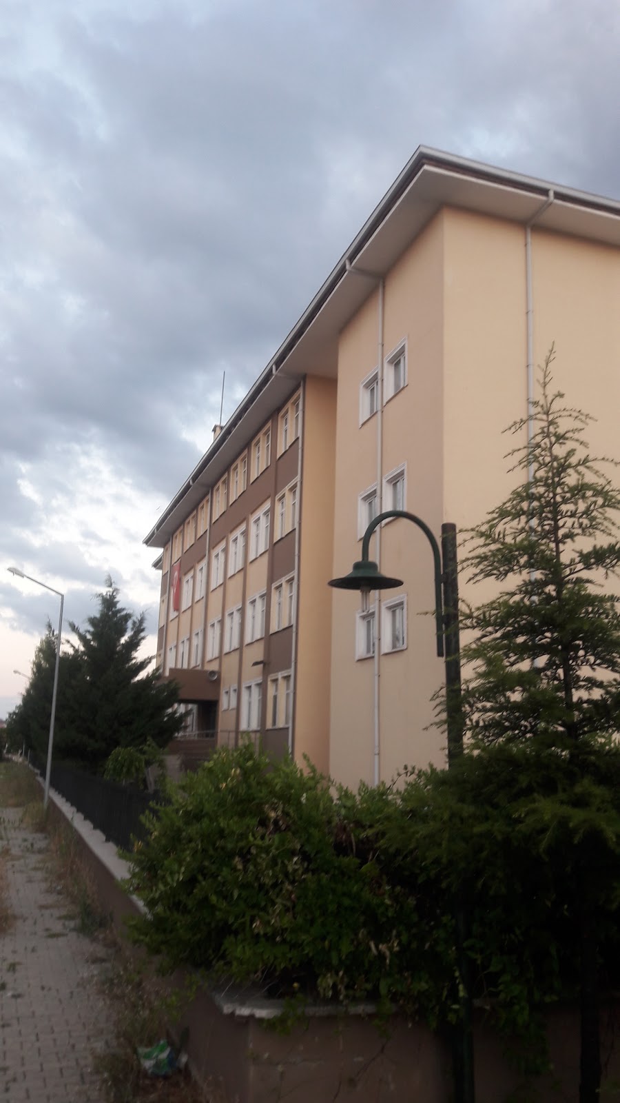 Erkmen Toki Nurullah Oymak İlkokulu Fotoğrafları 2