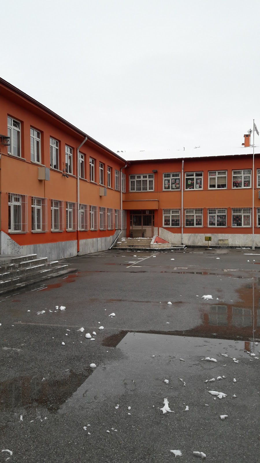 Oruçoğlu İlkokulu Fotoğrafları 3