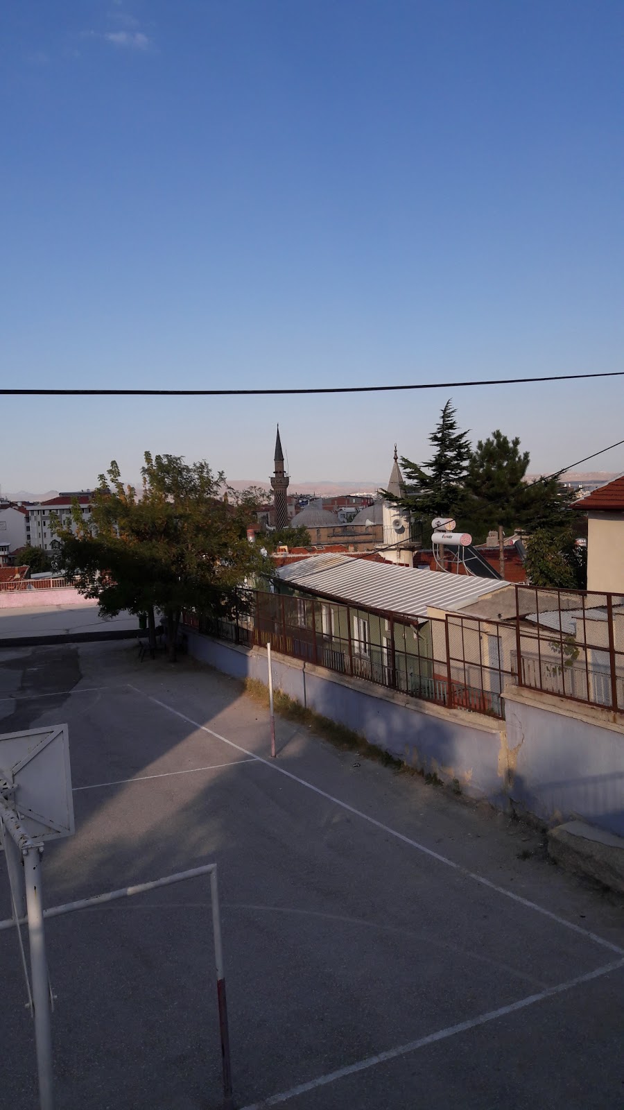 Özlem Özyurt Ortaokulu Fotoğrafları 2