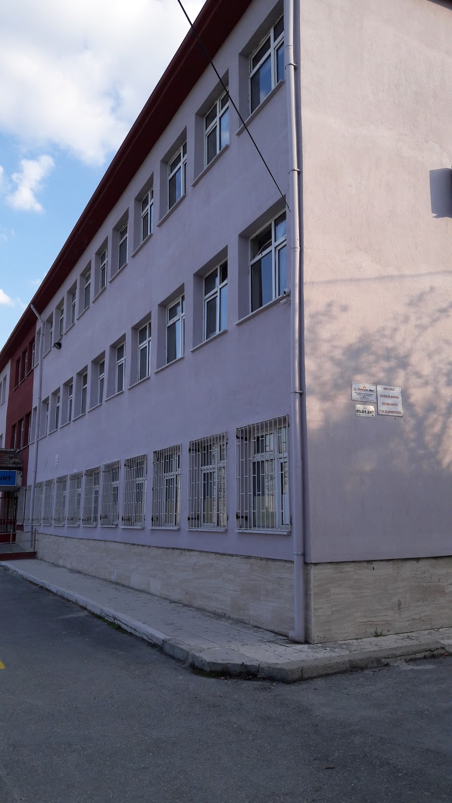 Özlem Özyurt Ortaokulu Fotoğrafları 4