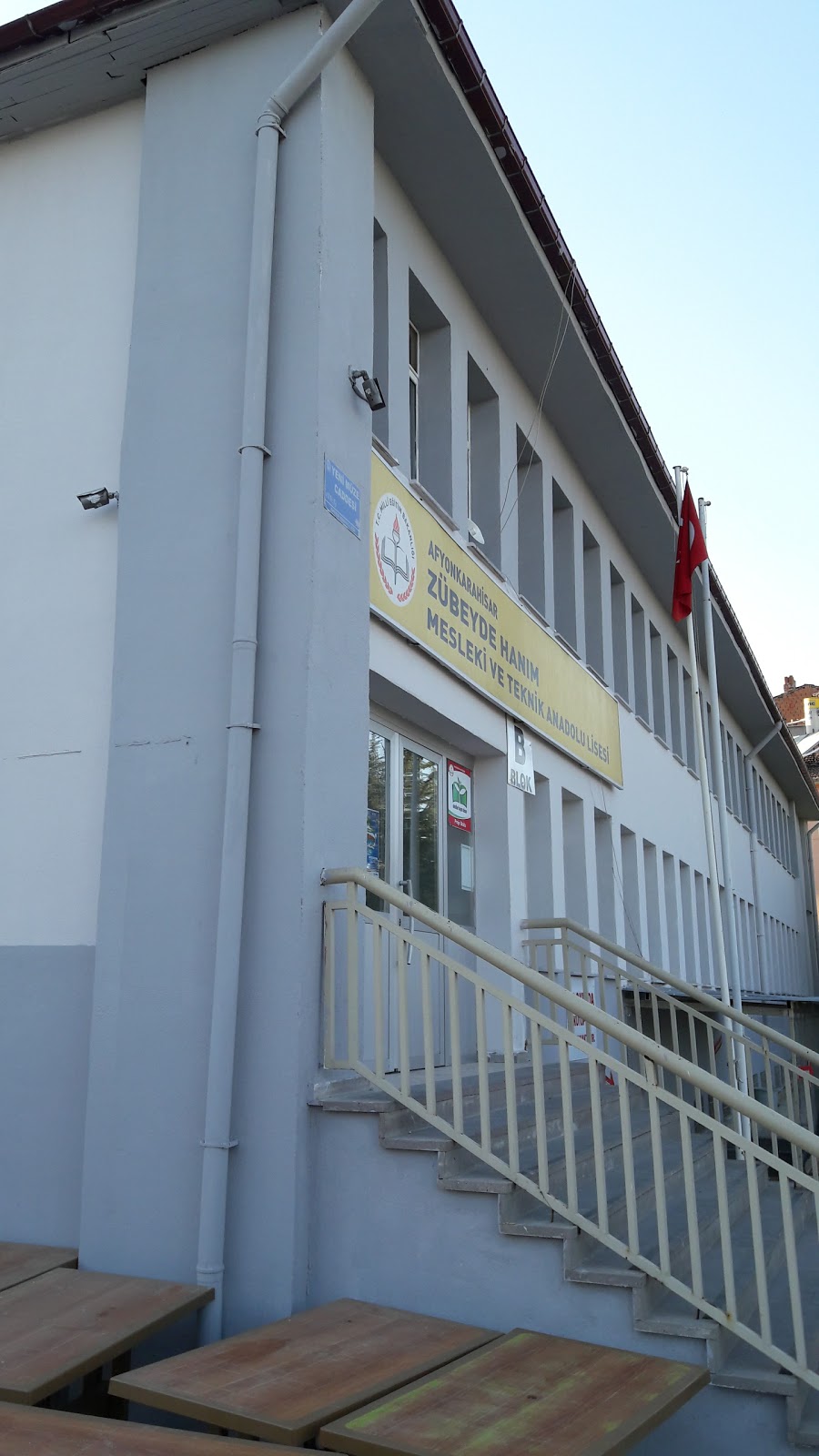 Afyonkarahisar Zübeyde Hanım Mesleki Ve Teknik Anadolu Lisesi Fotoğrafları 3