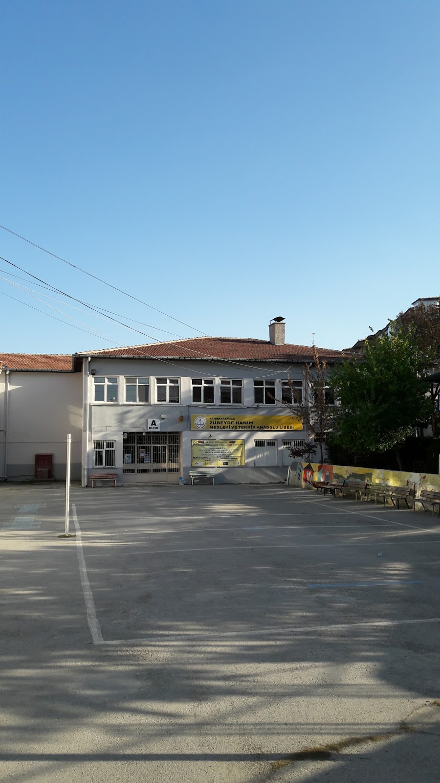 Afyonkarahisar Zübeyde Hanım Mesleki Ve Teknik Anadolu Lisesi Fotoğrafları 4