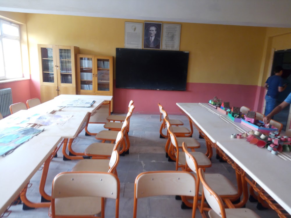 Kemerkaya Ortaokulu Fotoğrafları 1