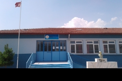 Yıprak İlkokulu fotoğraf 1