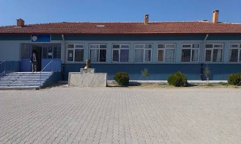 Yıprak İlkokulu Fotoğrafları 2