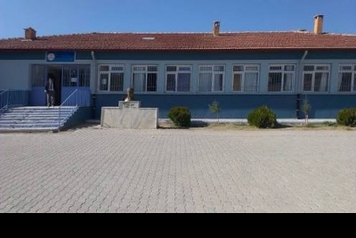 Yıprak İlkokulu fotoğraf 2