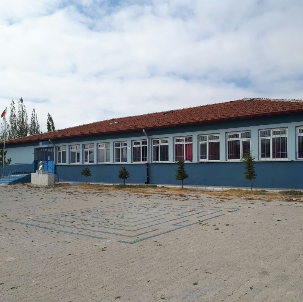 Yıprak Ortaokulu Fotoğrafları 1