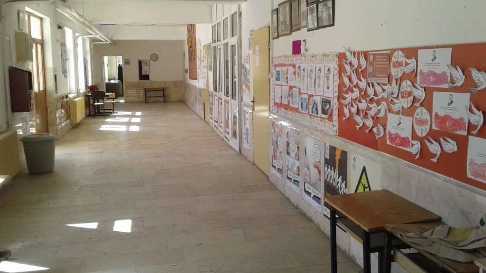 İhsaniye Bozhüyük İlkokulu Fotoğrafları 1