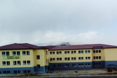 Dr. Reşat Erden Anadolu Lisesi fotoğraf 1