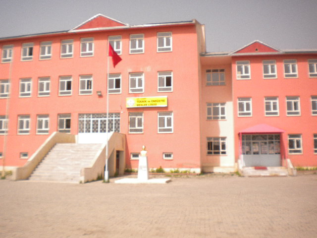 Eleşkirt Mesleki Ve Teknik Anadolu Lisesi Fotoğrafları 1