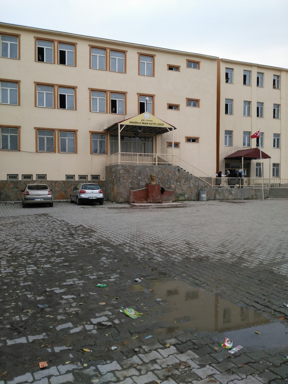 Patnos İmam Hatip Ortaokulu Fotoğrafları 1