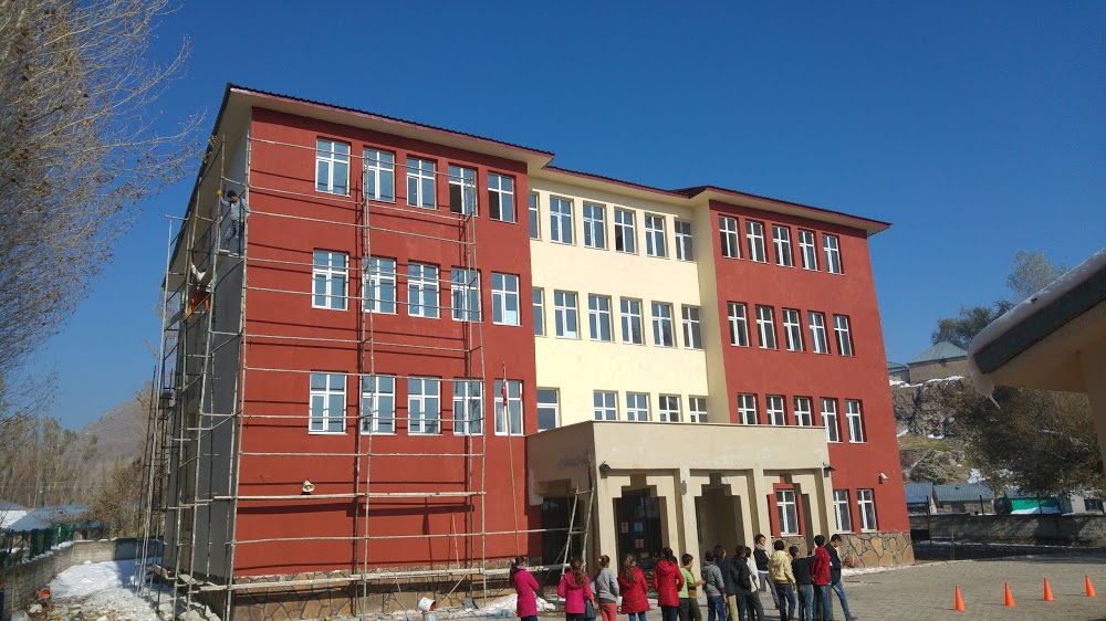 Yukarı Damla İlkokulu Fotoğrafları 1