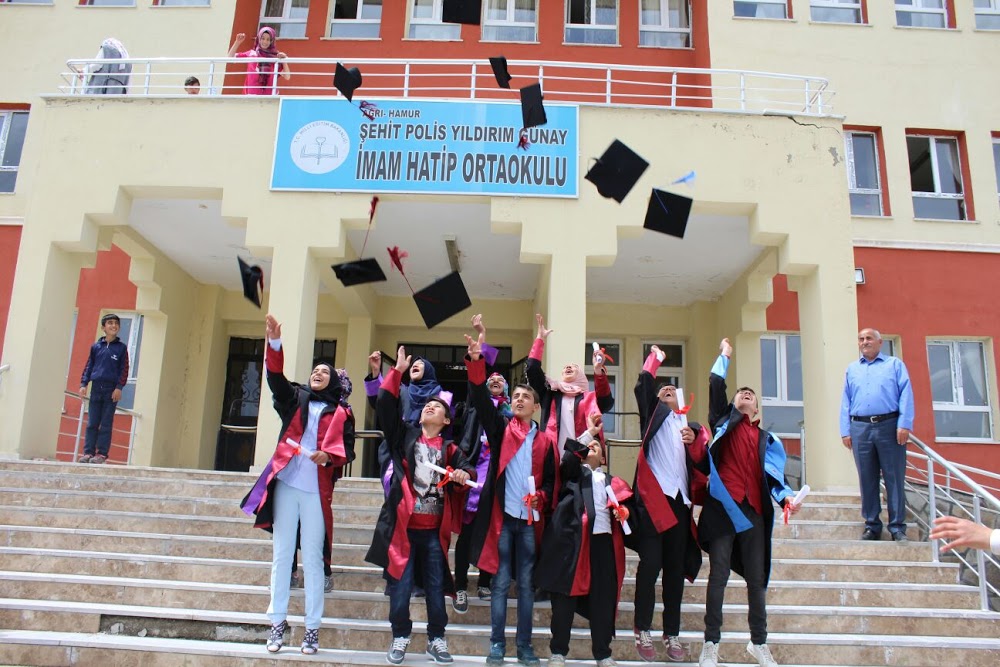Ağrı İmam Hatip Ortaokulu Fotoğrafları 1