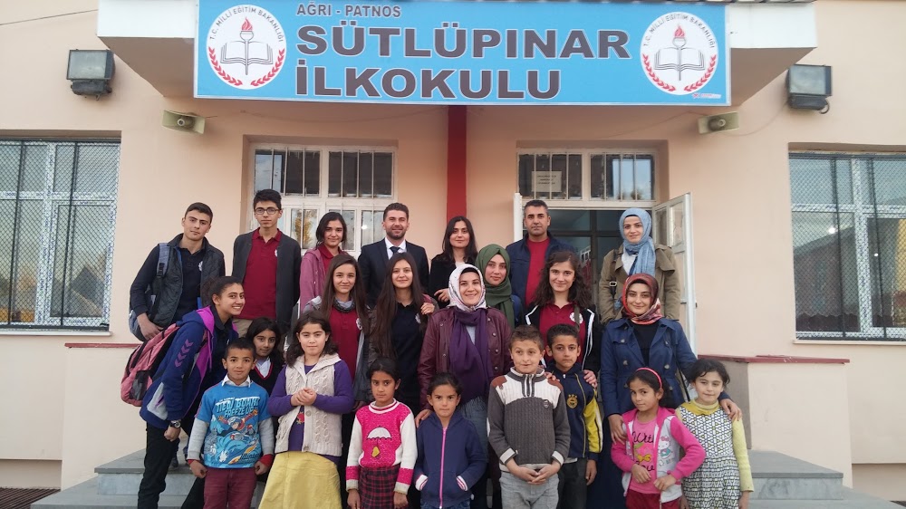 Baştarla İlkokulu Fotoğrafları 2