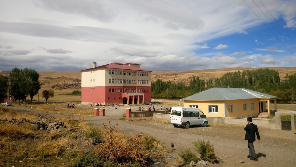 Tutak Soğukpınar Ortaokulu Fotoğrafları 1